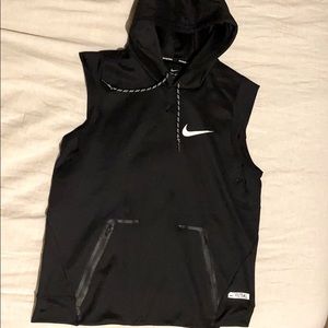 Nike Therma football sleeveless hoodie